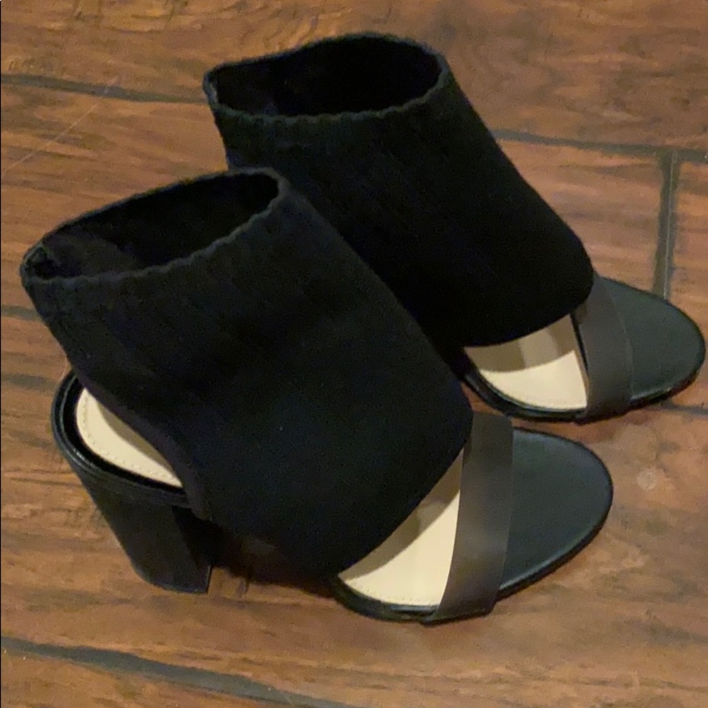 Barely Worn Zara Bootie Heels Size 38 Black